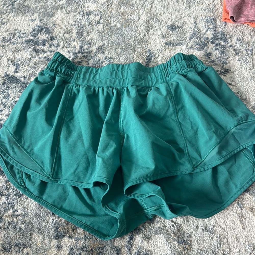 Lululemon hotty hot shorts